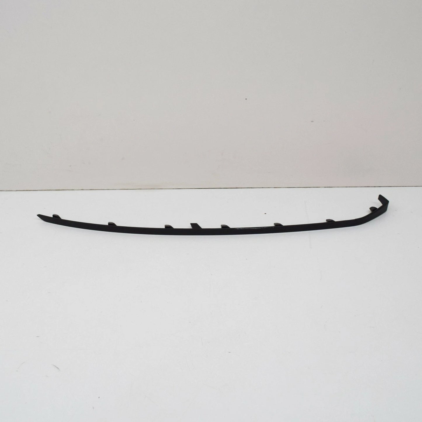 NEW AUDI A3 8V FRONT RIGHT BUMPER MOLDING STRIP TRIM S-LINE 8V5807534A ORIGINAL