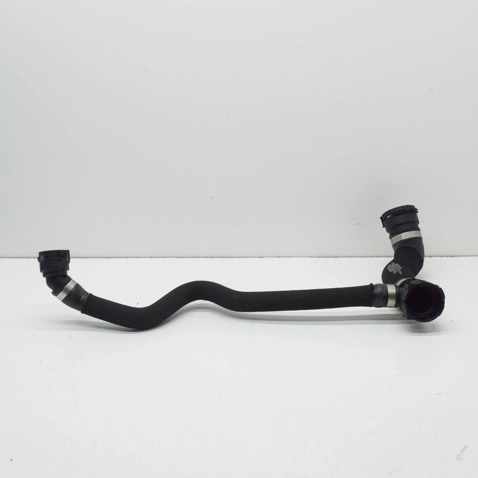 NEW MERCEDES-BENZ S W222 RIGHT COOLANT WATER RADIATOR HOSE A2225016701