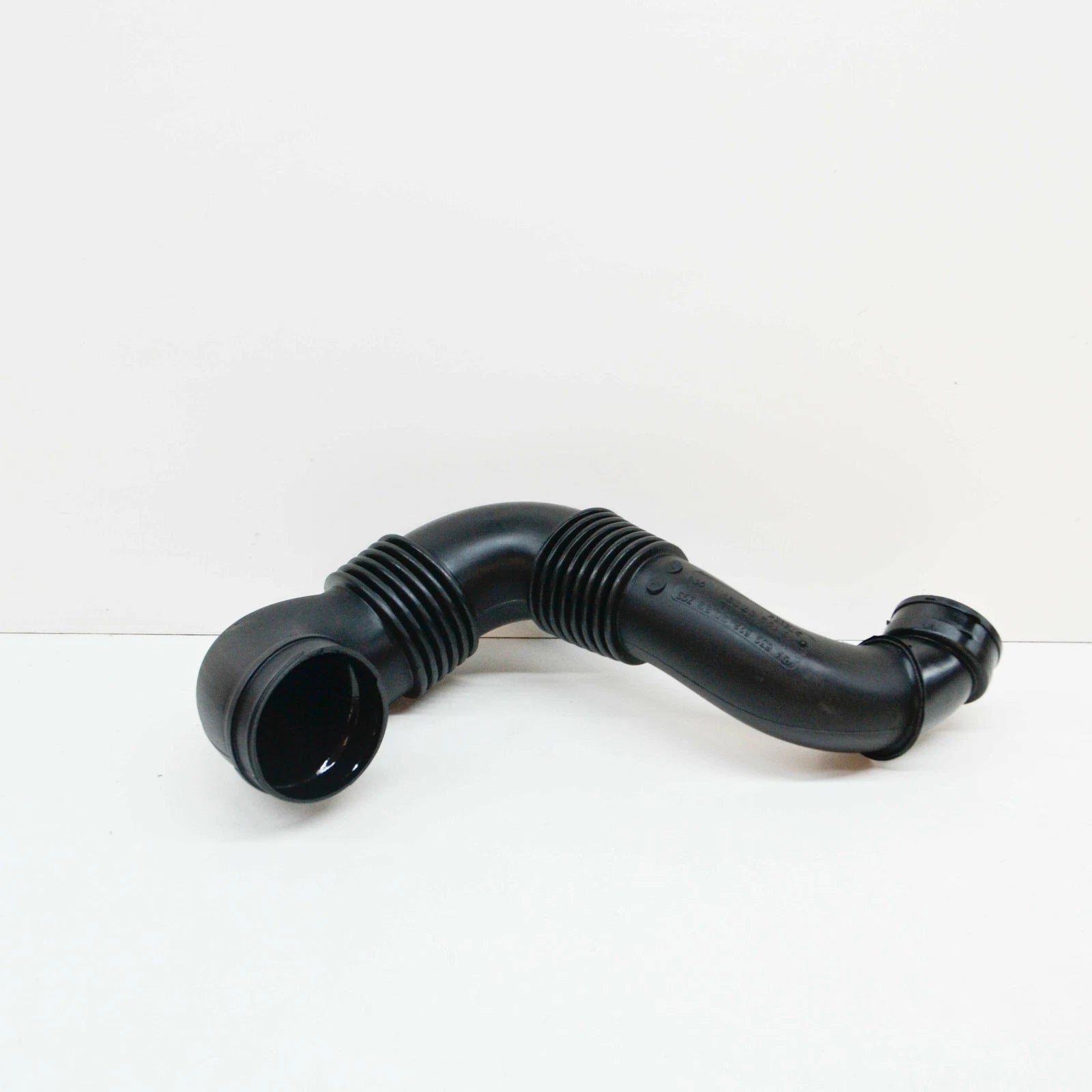 NEW MB VITO W639 AIR FILTER TO TURBOCHARGER HOSE A6395282082