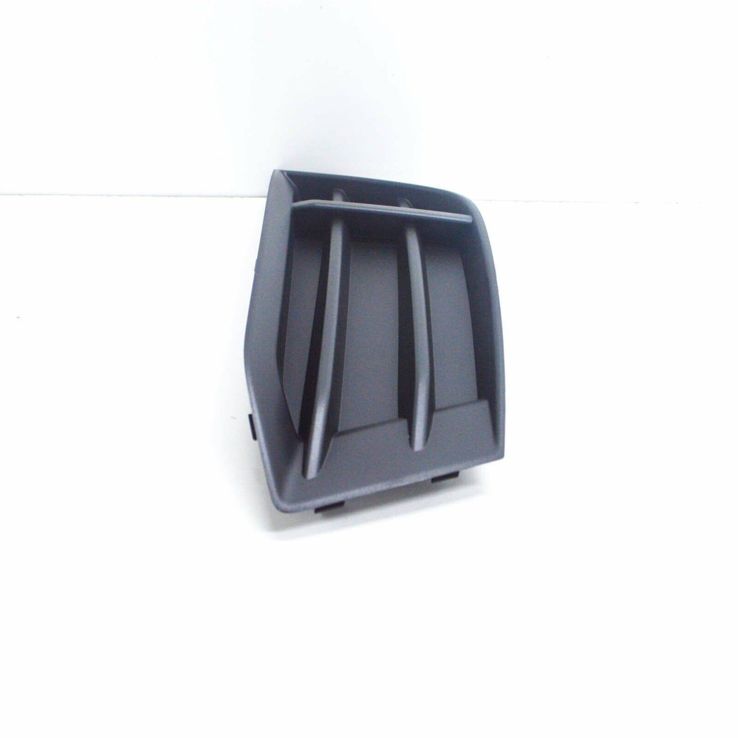 NEW AUDI A3 8V FRONT BUMPER RIGHT AIR GUIDE GRILLE 8V5807682M9B9 ORIGINAL