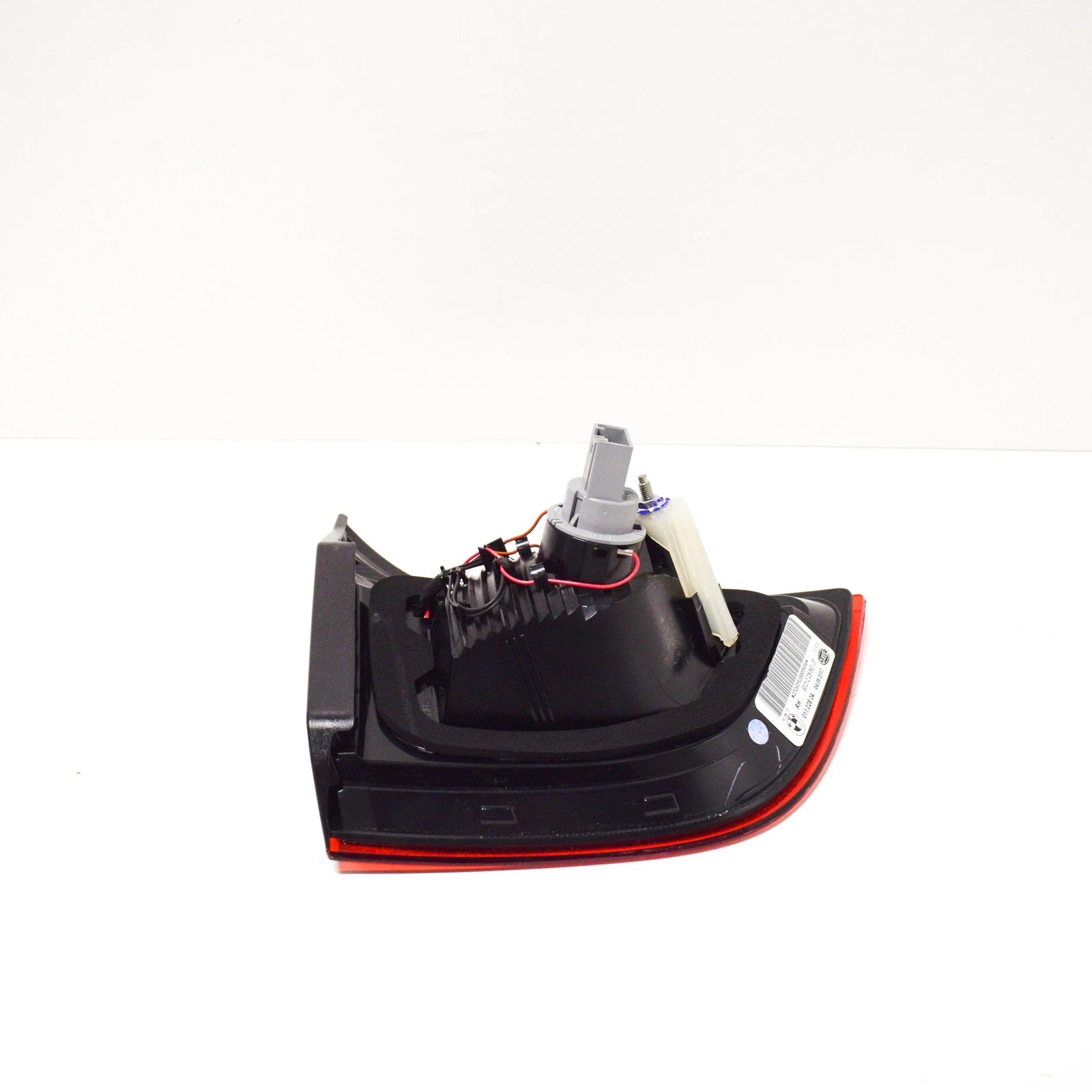 NEW BMW X6 E71 REAR TAILGATE BOOT LID RIGHT LIGHT BLACK LINE 63212326592