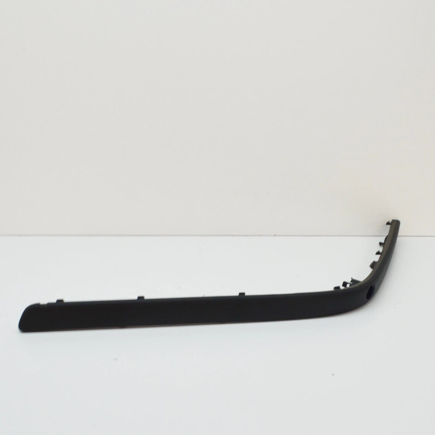 NEW BMW 5 E39 M REAR RIGHT BUMPER MOULDING TRIM 51122498502 ORIGINAL