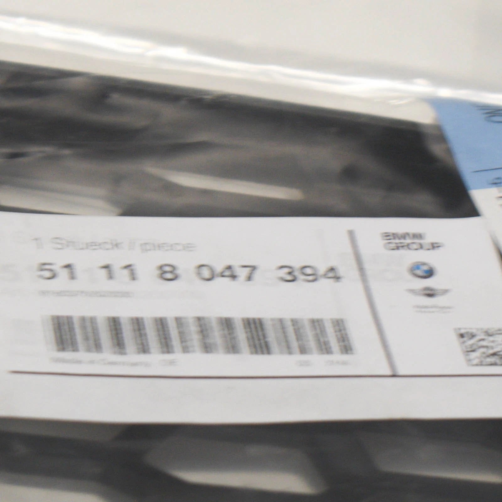 NEW BMW M5 F10 FRONT BUMPER RIGHT AIR INTAKE GRILLE 51118047394 ORIGINAL