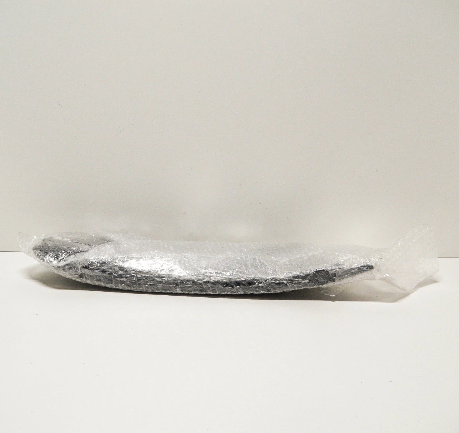 NEW VW EOS 1F7 FRONT LEFT FOG LIGHT GRILLE 1Q0854661DRYP GENUINE