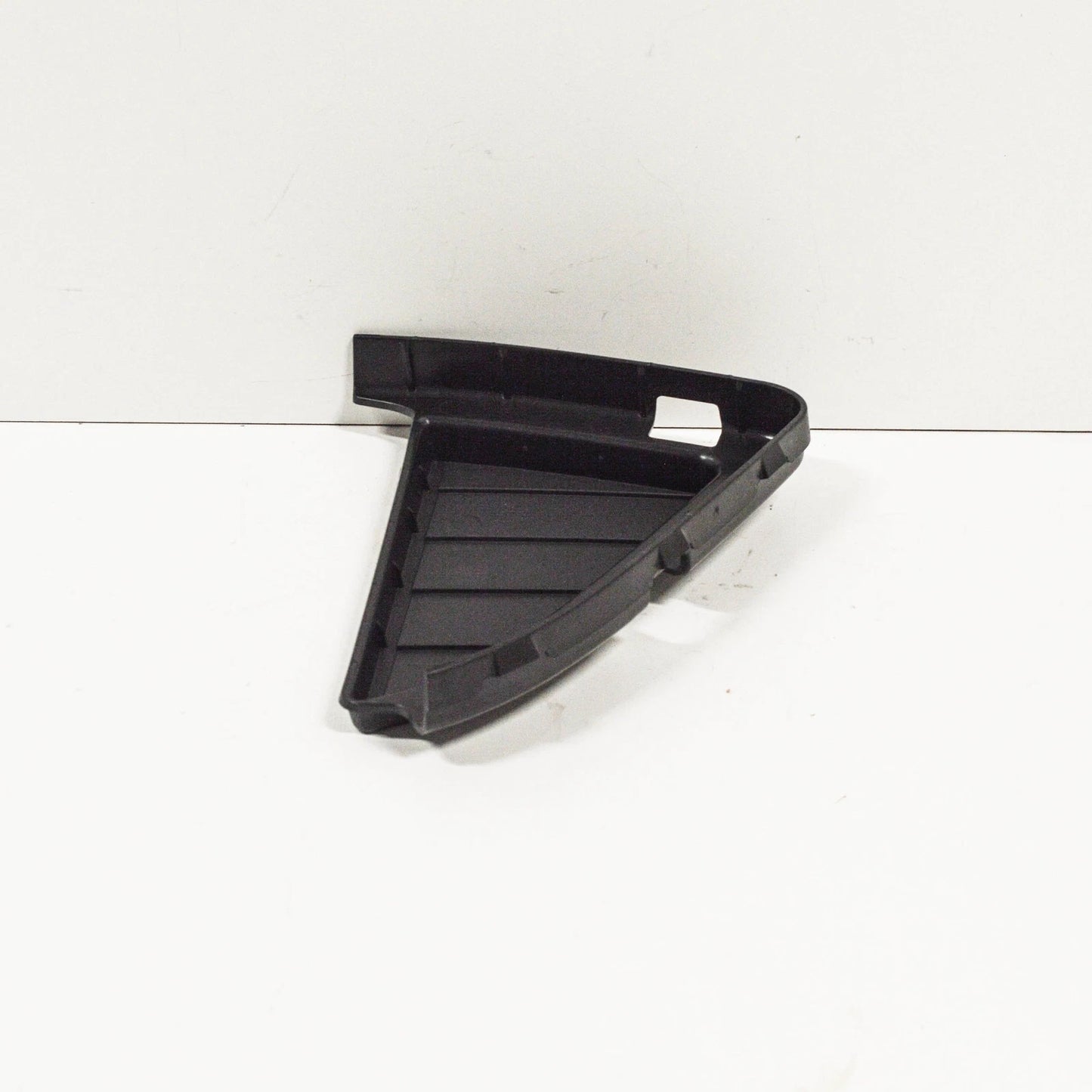 NEW BMW X1 F48 FRONT CENTER LEFT M AIR DUCT TRIM 51748062999 ORIGINAL