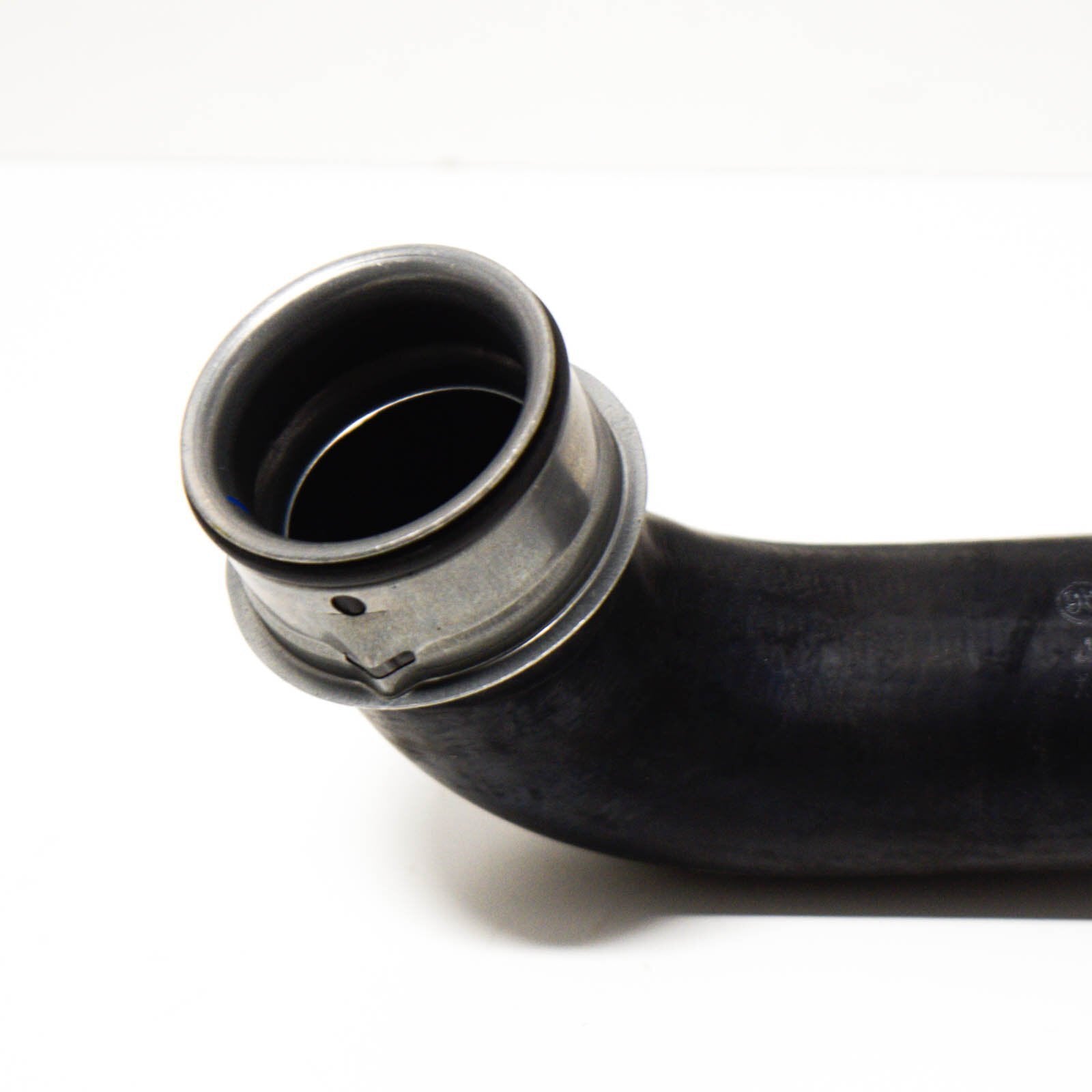 NEW MERCEDES-BENZ E W211 AMG UPPER RADIATOR HOSE A2115013782 ORIGINAL