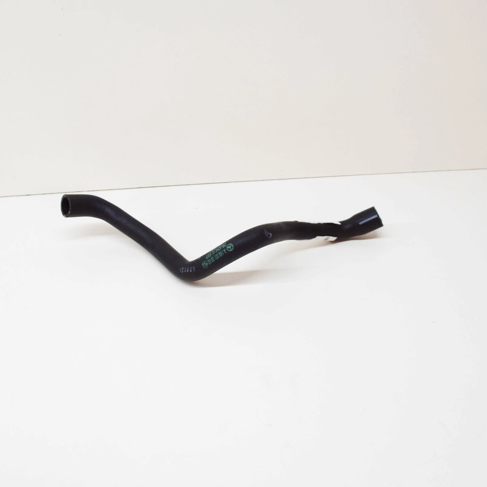 NEW MERCEDES-BENZ A W168 EXPANSION TANK TO WATER PUMP HOSE A1685010882 ORIGINAL