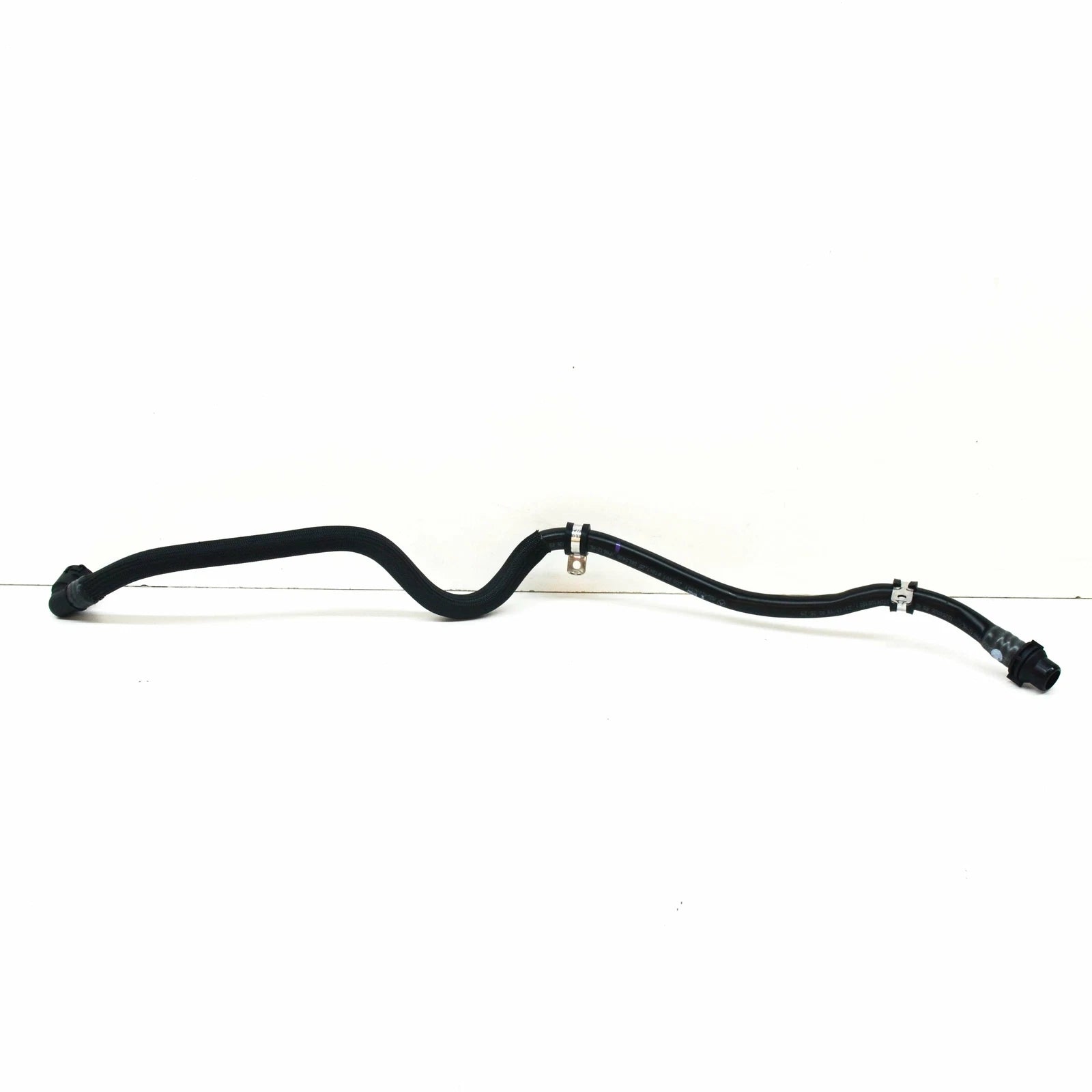 NEW MERCEDES-BENZ E COUPE C238 ENGINE WATER COOLANT HOSE A2385010701 ORIGINAL