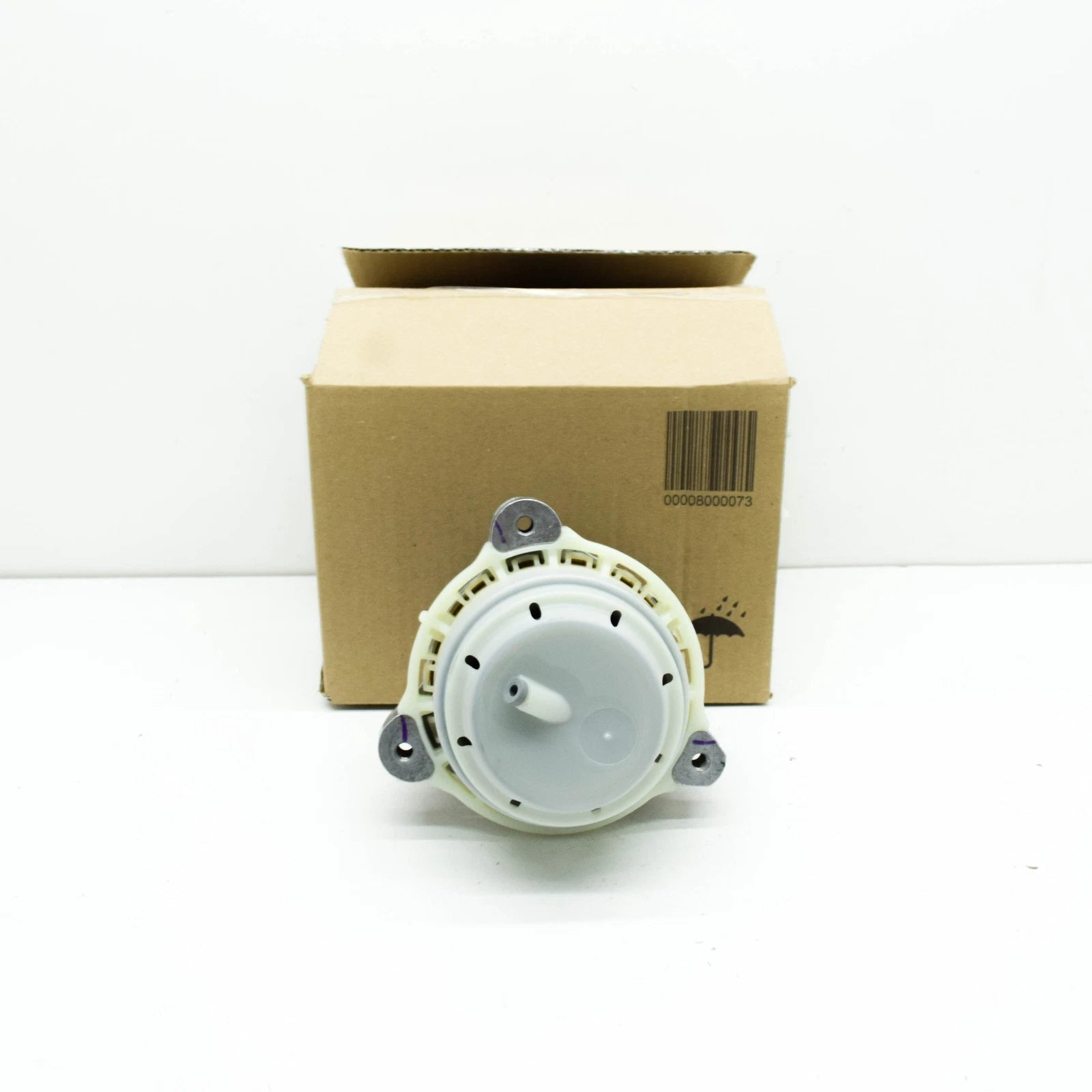 NEW BMW 5 G30 RIGHT SIDE ENGINE MOUNT 22116860486 ORIGINAL