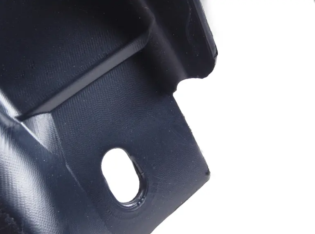 new bmw 1 coupe e82 front right wheell housing cover 51717207650 7207650