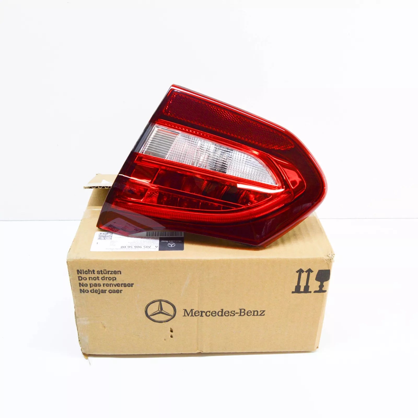 NEW MERCEDES-BENZ C T-MODEL S205 REAR RIGHT INNER TAIL LAMP A2059065600 ORIGINAL