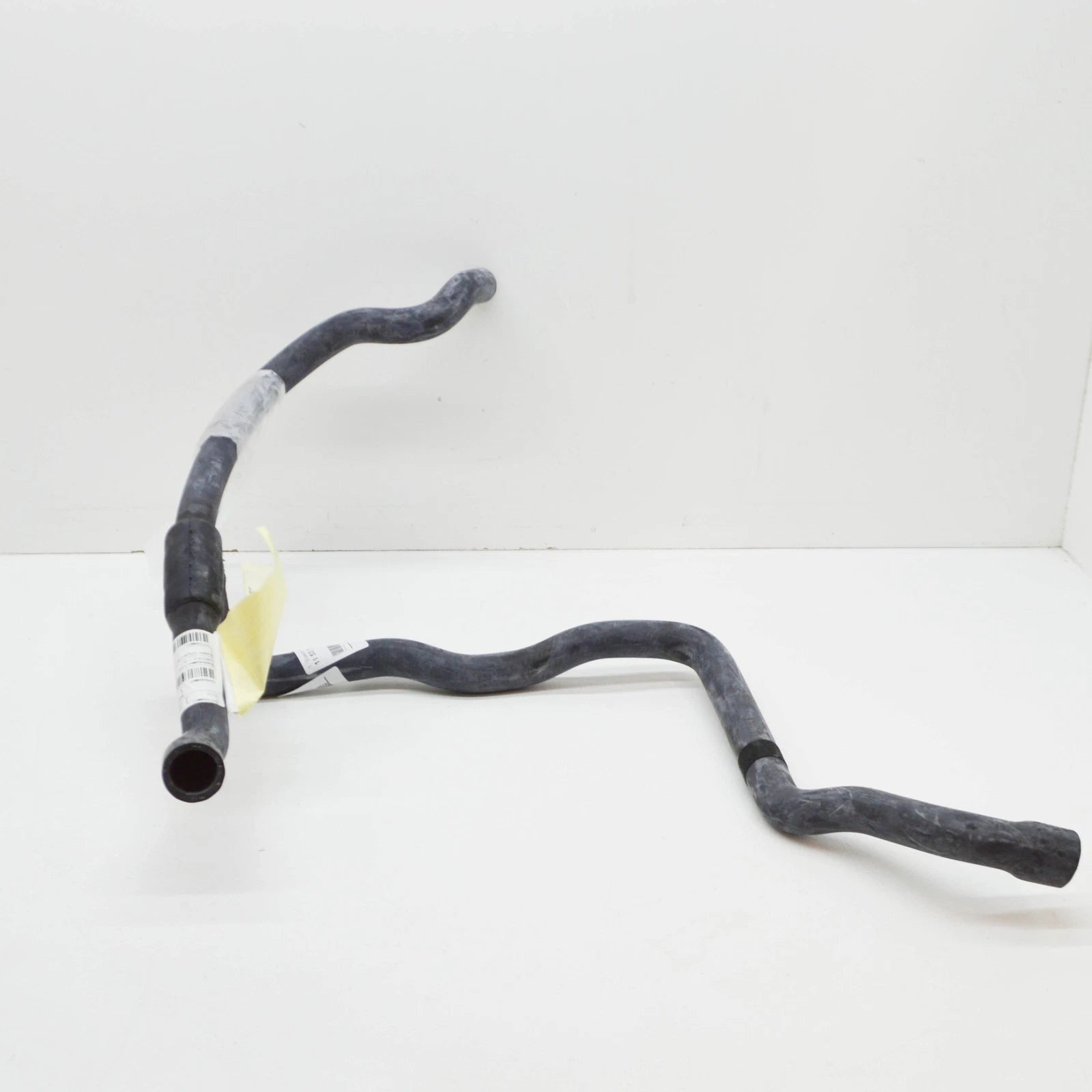 NEW BMW 3 E30 COOLANT HOSES PIPES 11531722743 1722743 1990 ORIGINAL