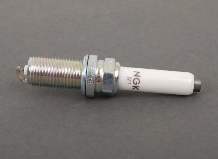 new volkswagen beetle a5 spark plug 06k905601d original