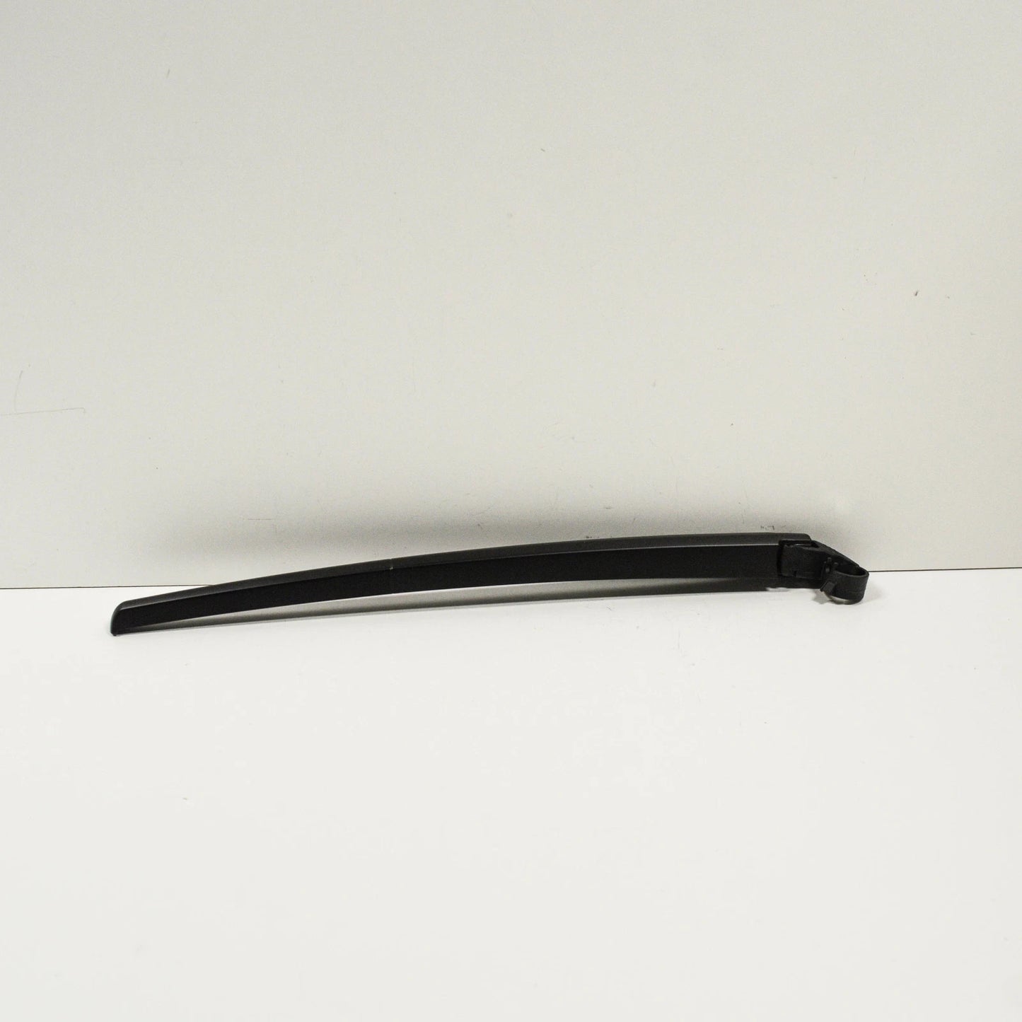 NEW AUDI A4 B7 REAR WINDOW WIPER ARM 8E9955407C 2007 ORIGINAL
