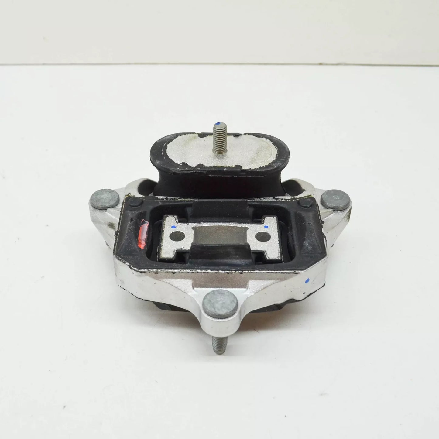 NEW AUDI A4 B9 AUTOMATIC TRANSMISSION MOUNT 8W0399156BH