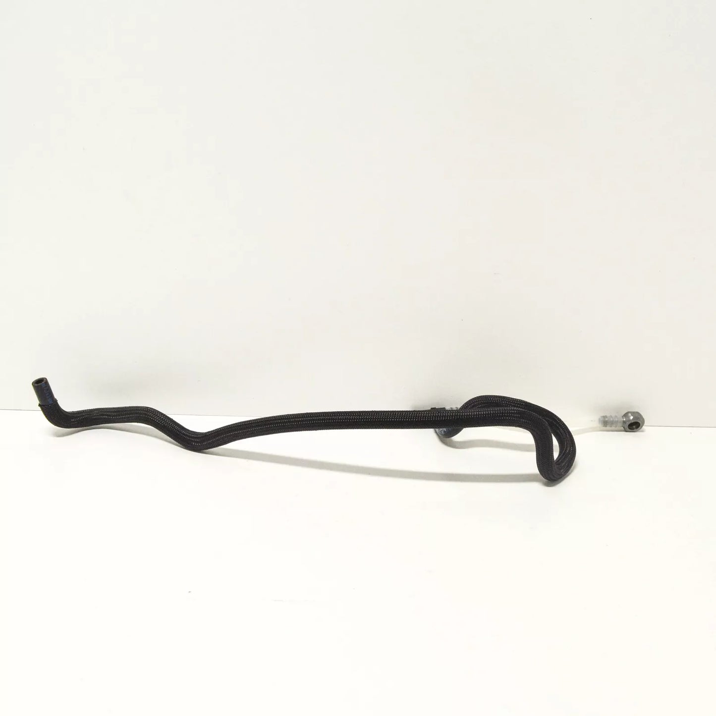 NEW BMW 3 E90 FUEL SUPPLY RETURN LINE 13537789816 7789816 ORIGINAL