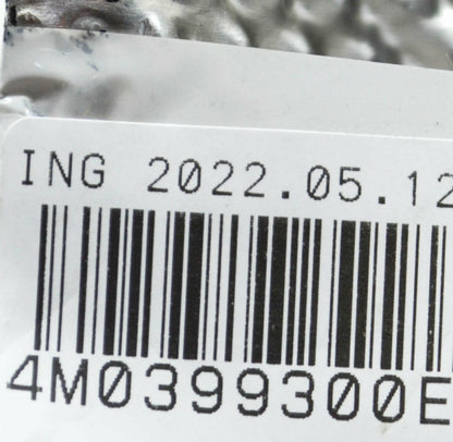 NEW VOLKSWAGEN TOUAREG CR RIGHT GUARD HEAT PROTECTION PLATE 4M0399300E ORIGINAL