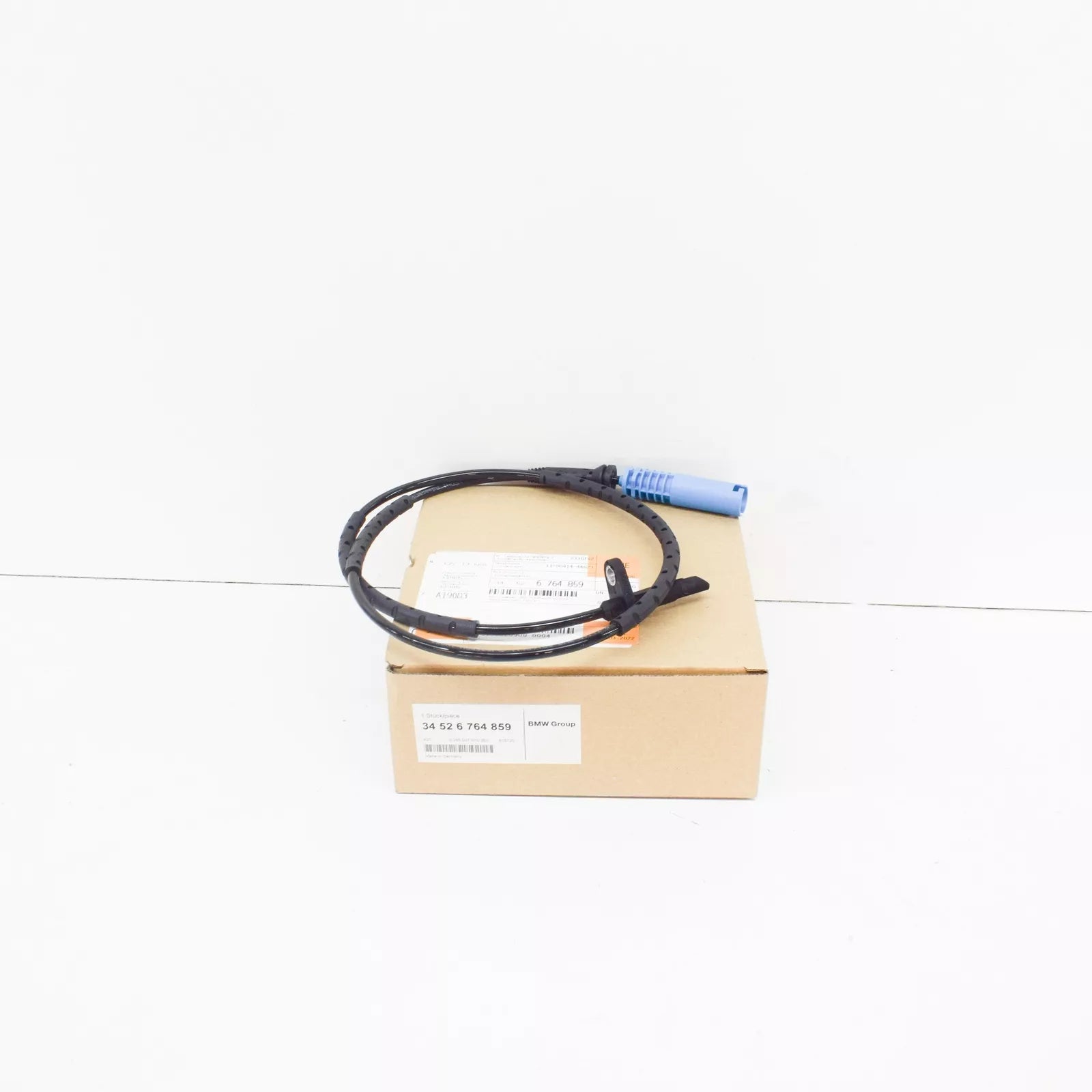 NEW BMW 3 E90 REAR WHEEL ABS SENSOR 34526764859 6764859 ORIGINAL
