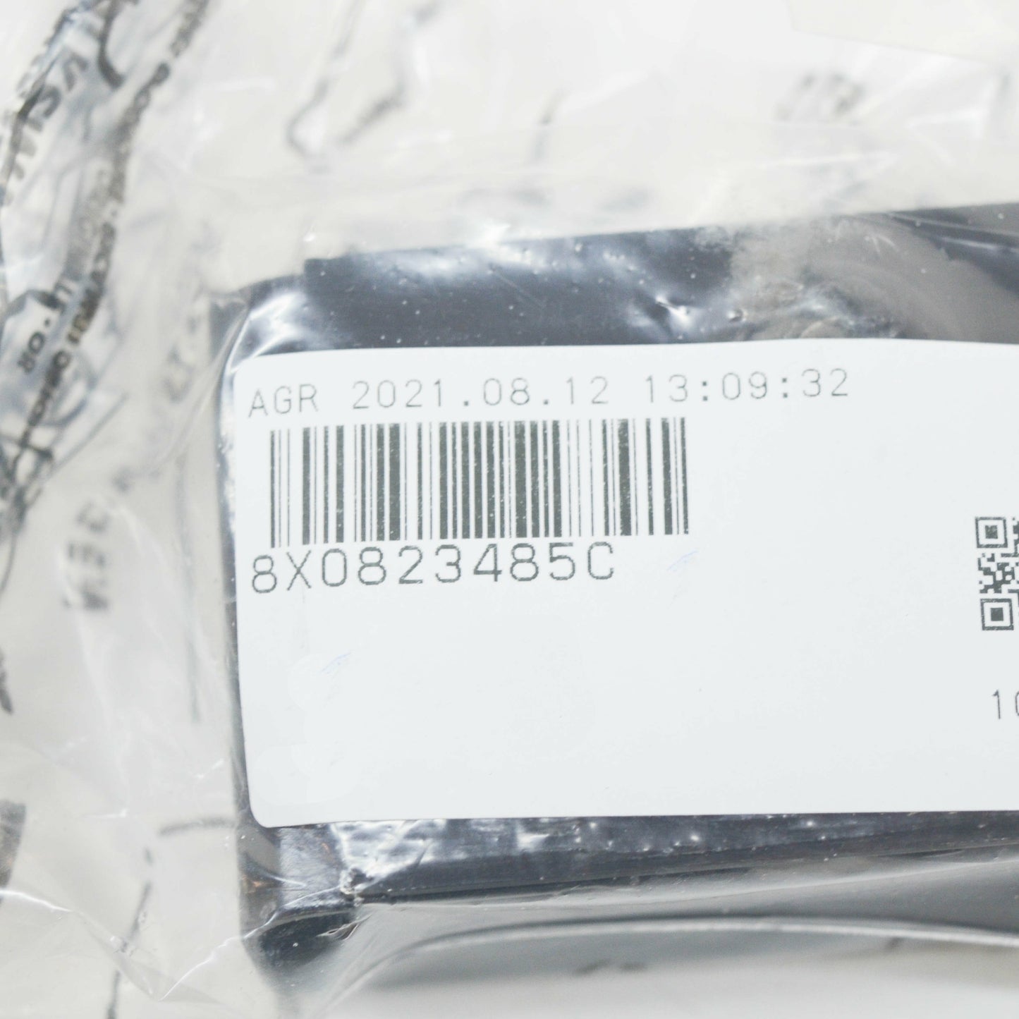 NEW AUDI A1 8X ENGINE HOOD CATCH HOOK 8X0823485C ORIGINAL