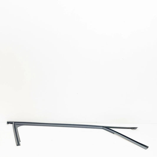 NEW MERCEDES-BENZ A W176 FRONT RIGHT DOOR WINDOW GUIDE RAIL A1767251200 ORIGINAL