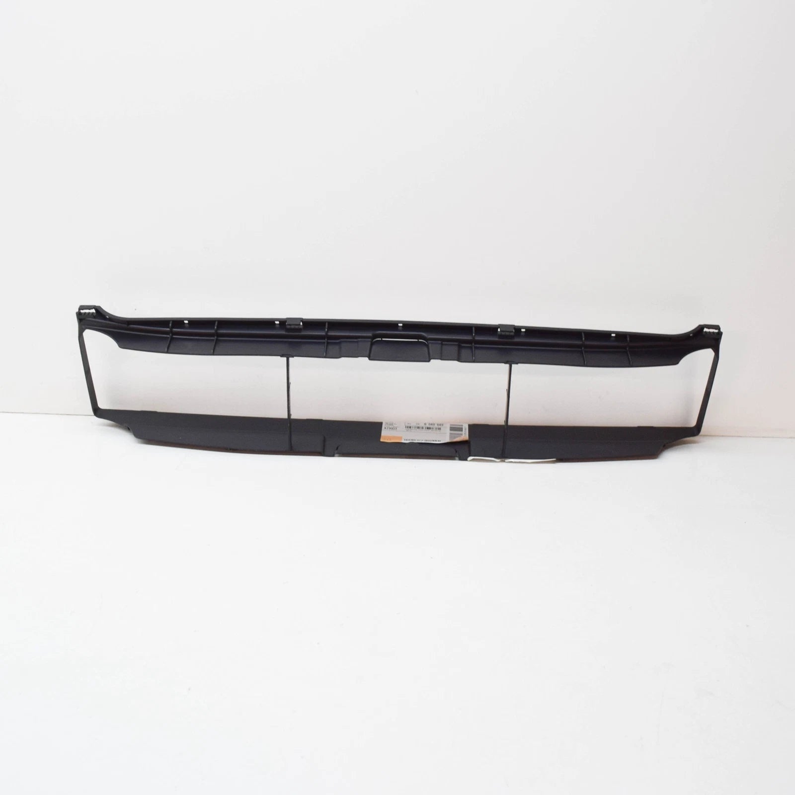 NEW BMW 5 GT F07 M SPORT RADIATOR LOWER AIR DUCT 51648049649 8049649 2015