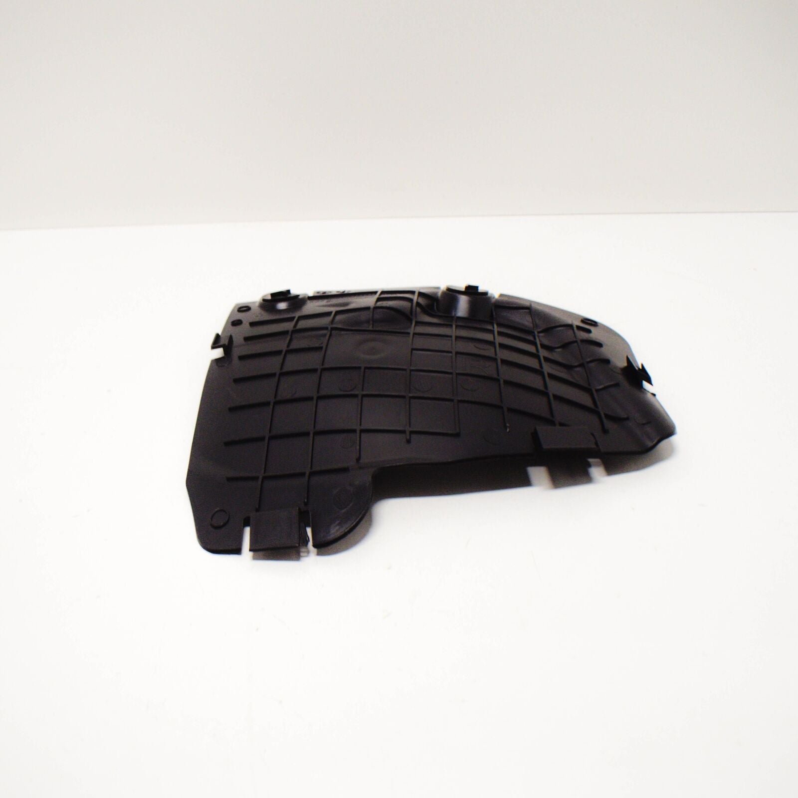 NEW MERCEDES BENZ C W205 FRONT RIGHT FENDER SERVICING FLAP A2056900200 ORIGINAL