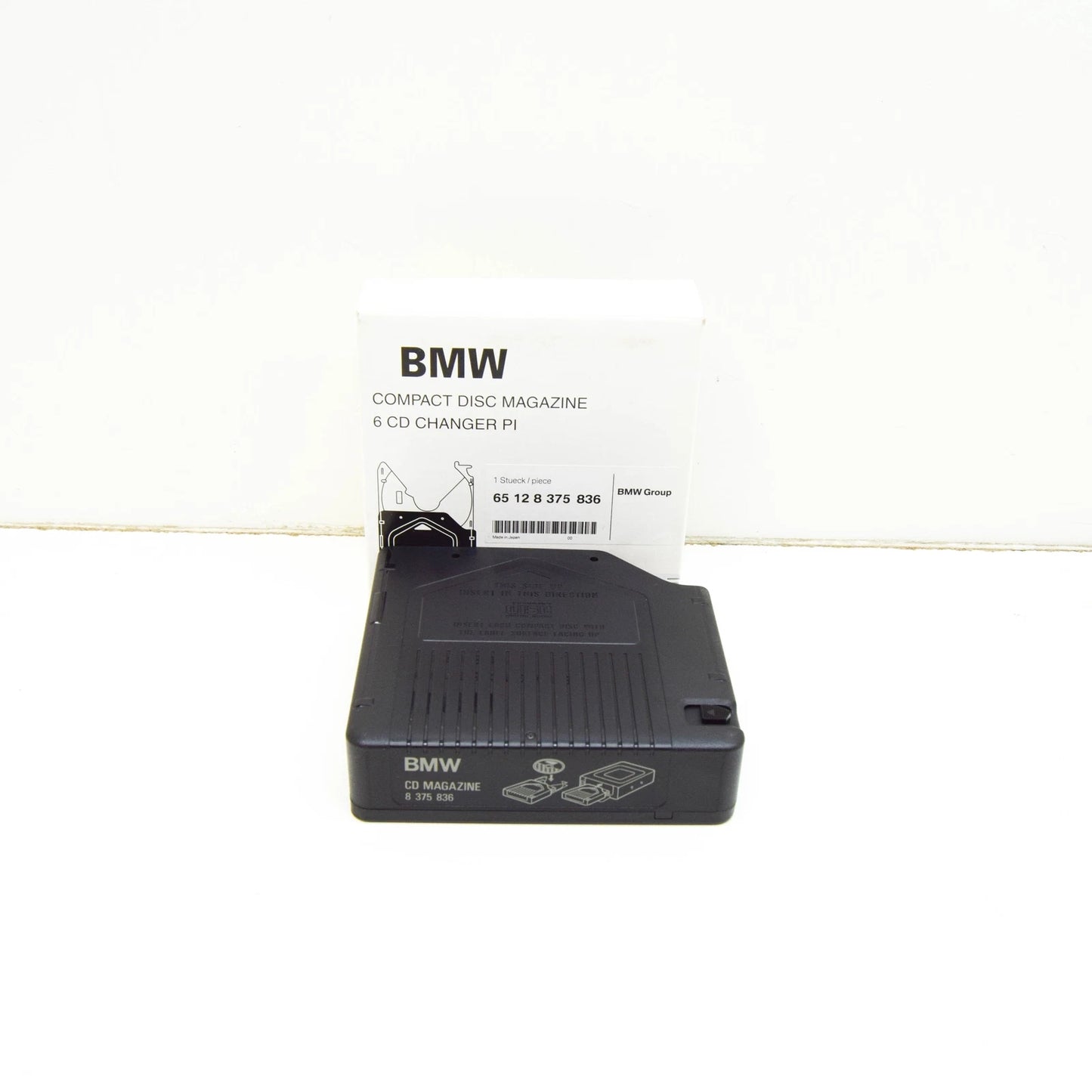 NEW BMW 7 E38 CD-MAGAZINE CHANGER 65128375836 8375836 ORIGINAL