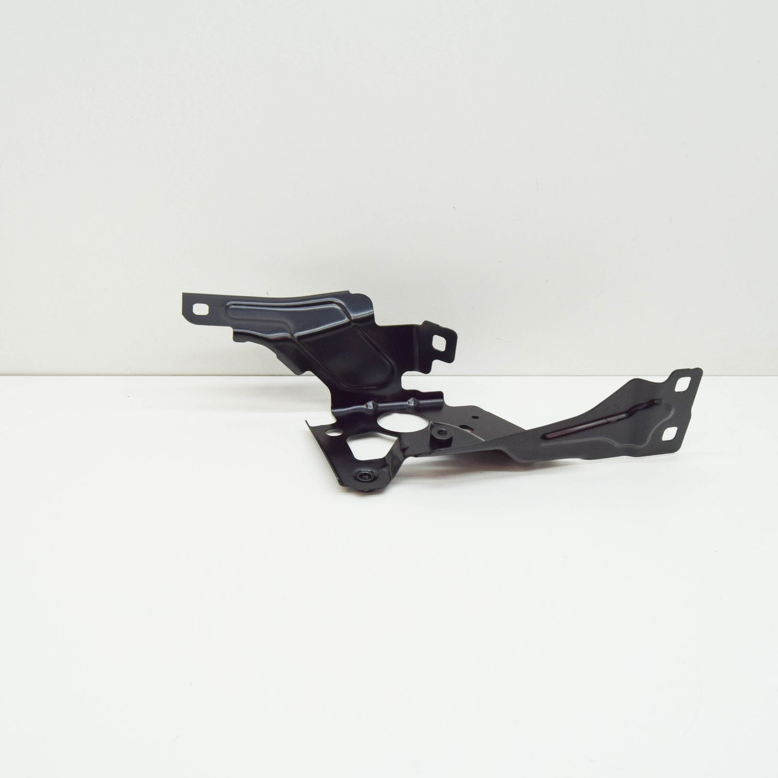 new bmw 4 gran coupe g26 front left fender holder 41009466093 original