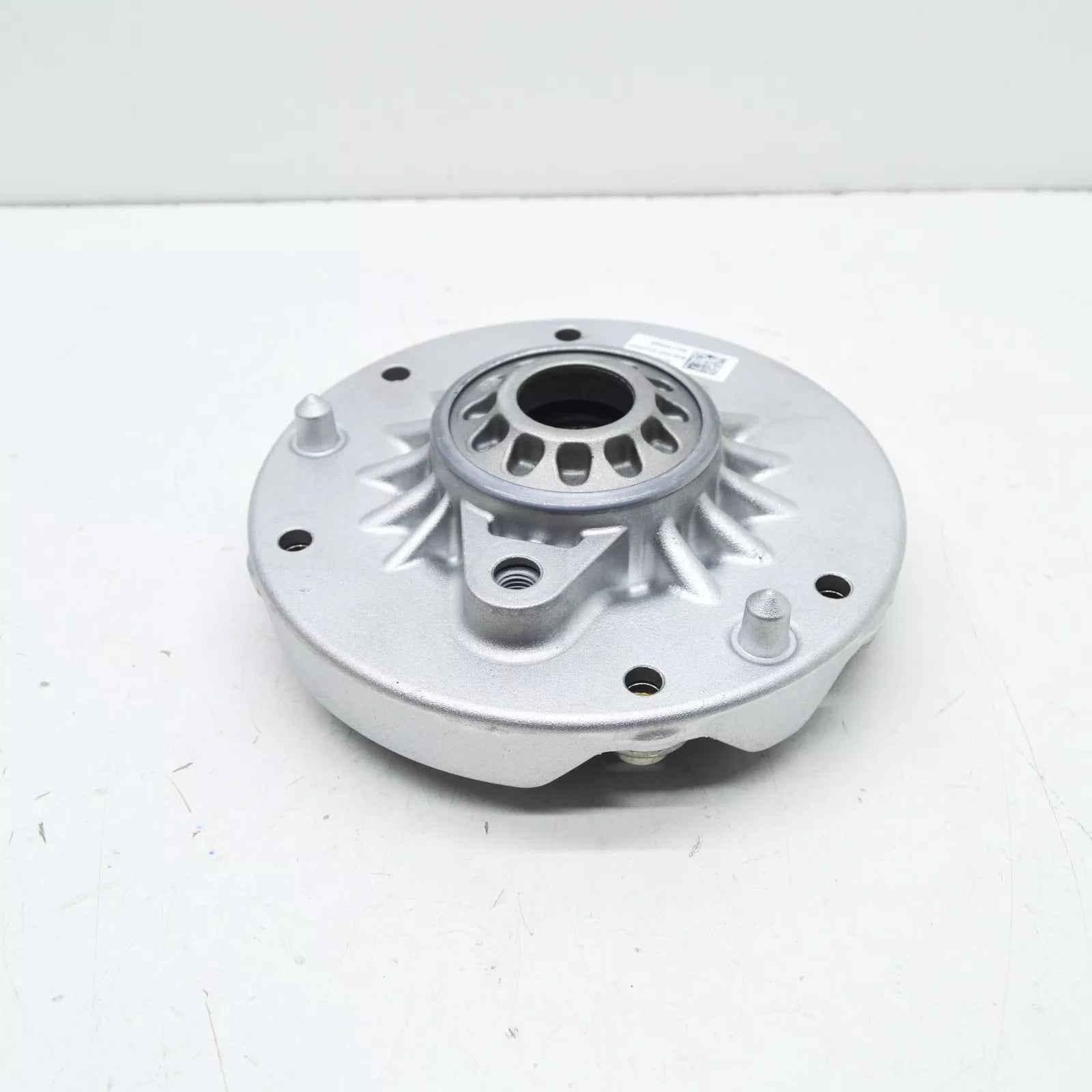 NEW BMW X2 F39 FRONT STRUT MOUNT GUIDE SUPPORT 31336892617 6892617 ORIGINAL