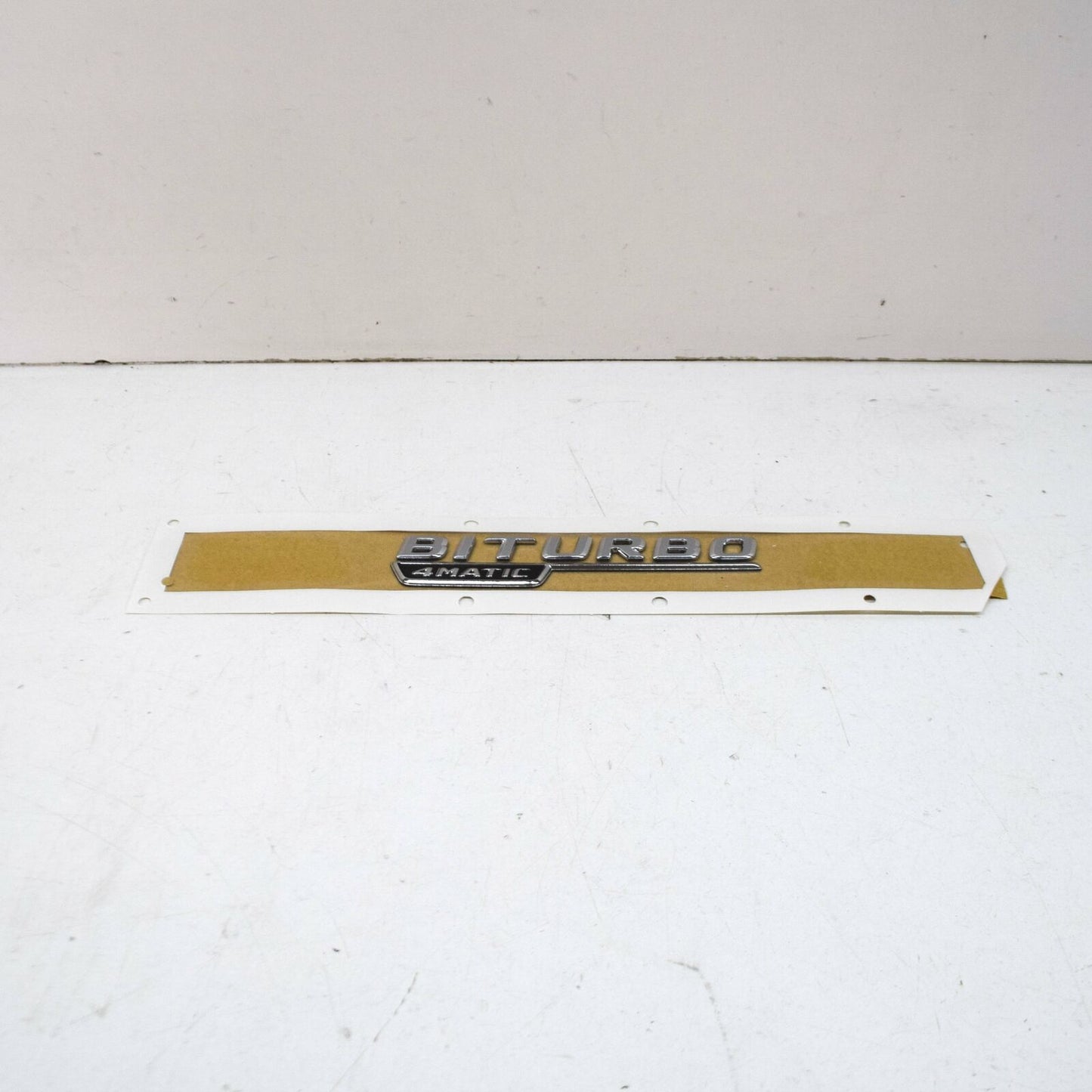 NEW MB GLE C292 AMG FRONT RIGHT WING EMBLEM BADGE A1668176500 ORIGINAL