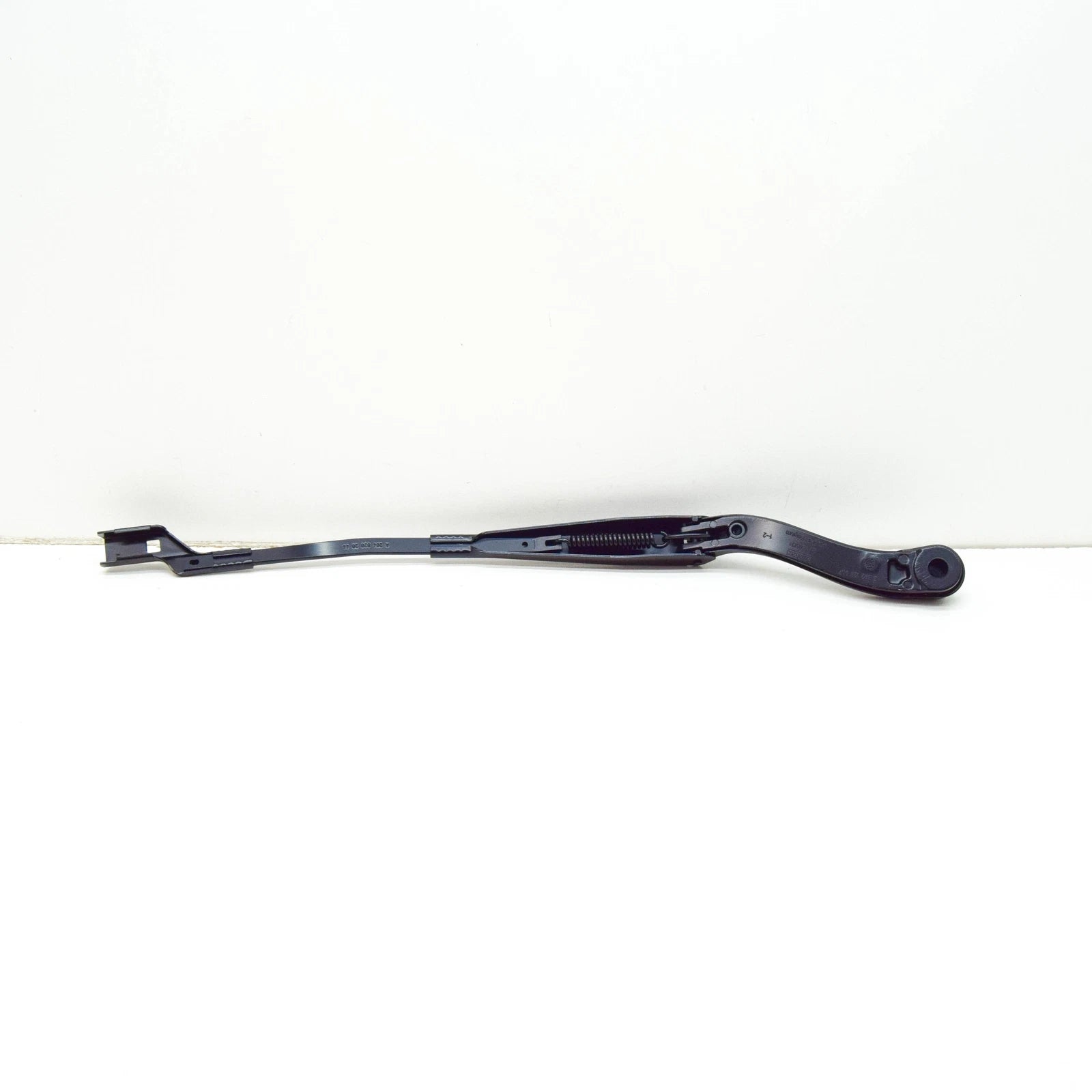 NEW MERCEDES-BENZ C W204 FRONT RIGHT WIPER ARM RHD A2048202044 ORIGINAL