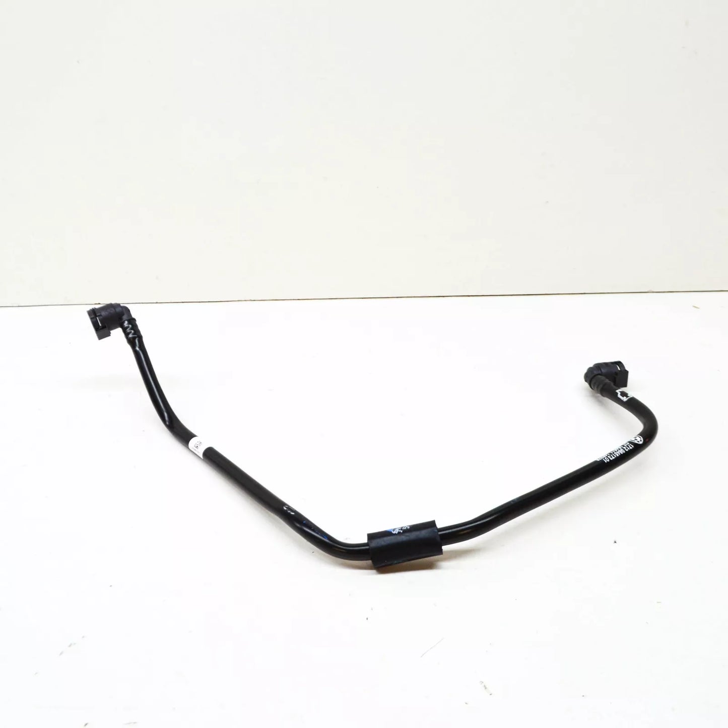 NEW BMW 3 F30, F80 CYLINDER HEAD EXPANSION TANK HOSE 17129845173 9845173