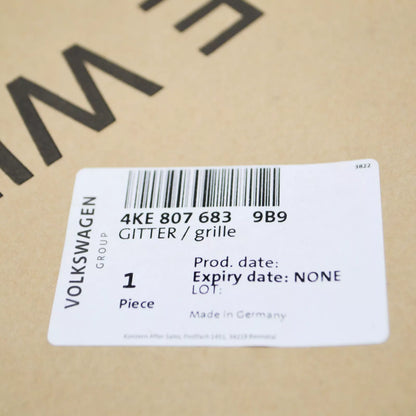 NEW AUDI E-TRON SPORTBACK GEA FRONT BUMPER CENTER GRILLE 4KE8076839B9 ORIGINAL