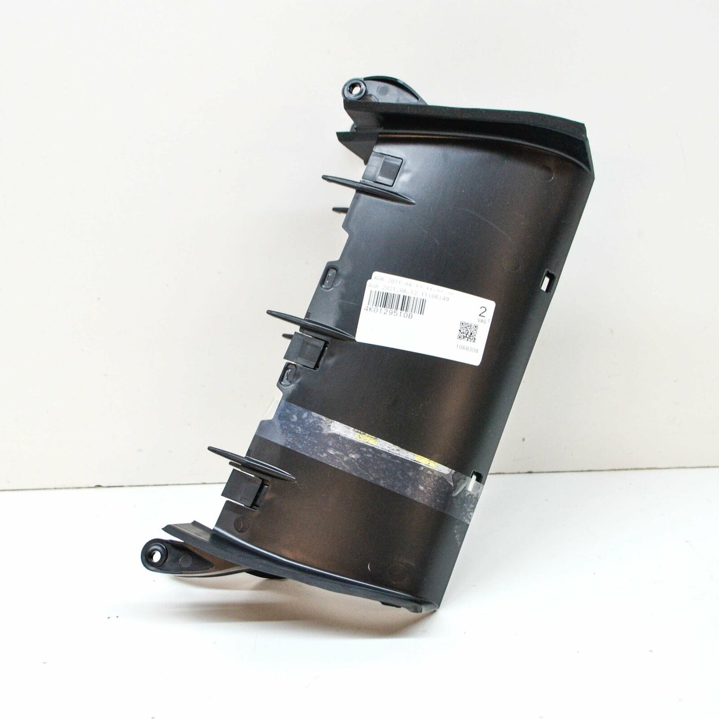 NEW AUDI A6 C8 FRONT RIGHT AIR INTAKE DUCT 4K0129510B ORIGINAL