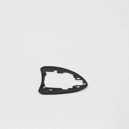 NEW BMW X5 E53 RIGHT OUTER DOOR HANDLE BASE PAD SEAL 51218243632 8243632