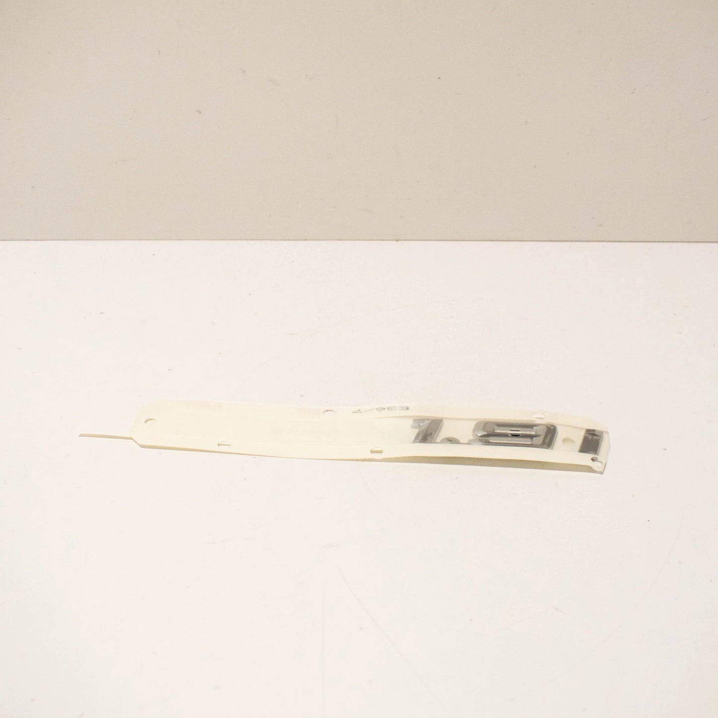 NEW BMW Z3 E36 TRUNK LID 1.9I EMBLEM BADGE LOGO SIGN 51148413707 ORIGINAL