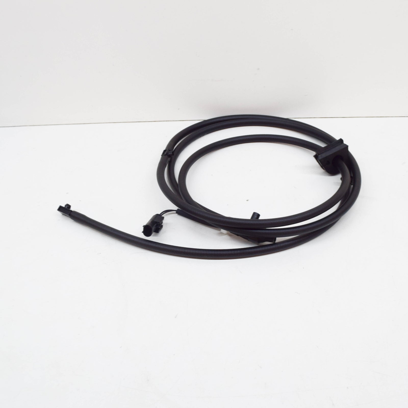 NEW MB CL C215 WINDSHIELD WASHER CONNECTOR HOSE A2208601292 ORIGINAL