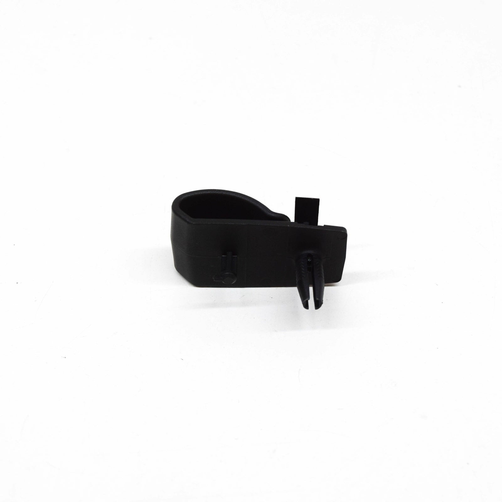 new mercedes-benz c w204 luggage compartment bracket clip a2046930014 original