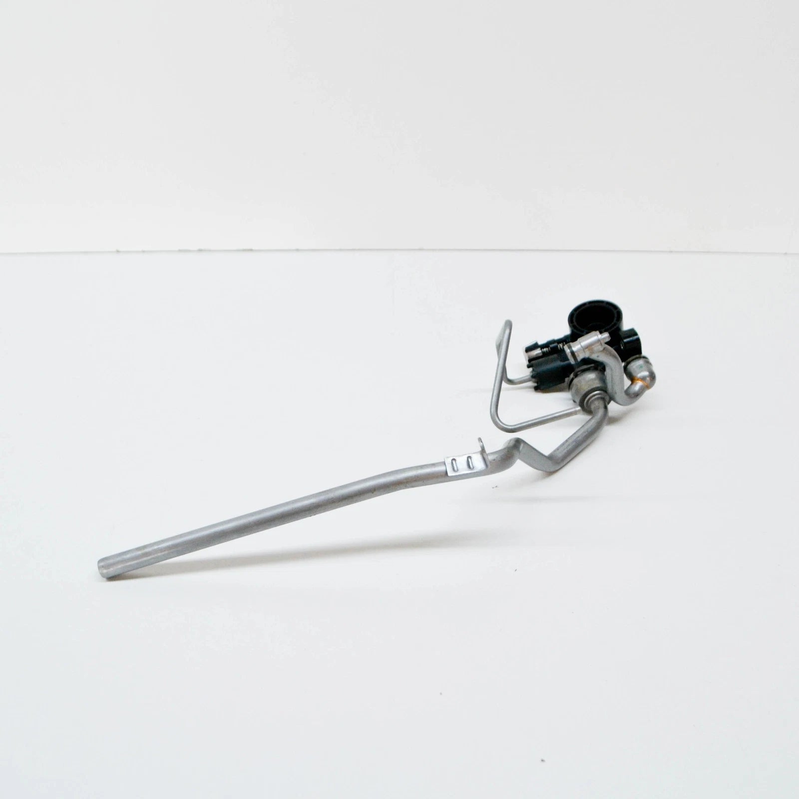 NEW AUDI A5 SPORTBACK 8T ENGINE VALVE UNIT 0AW301520J