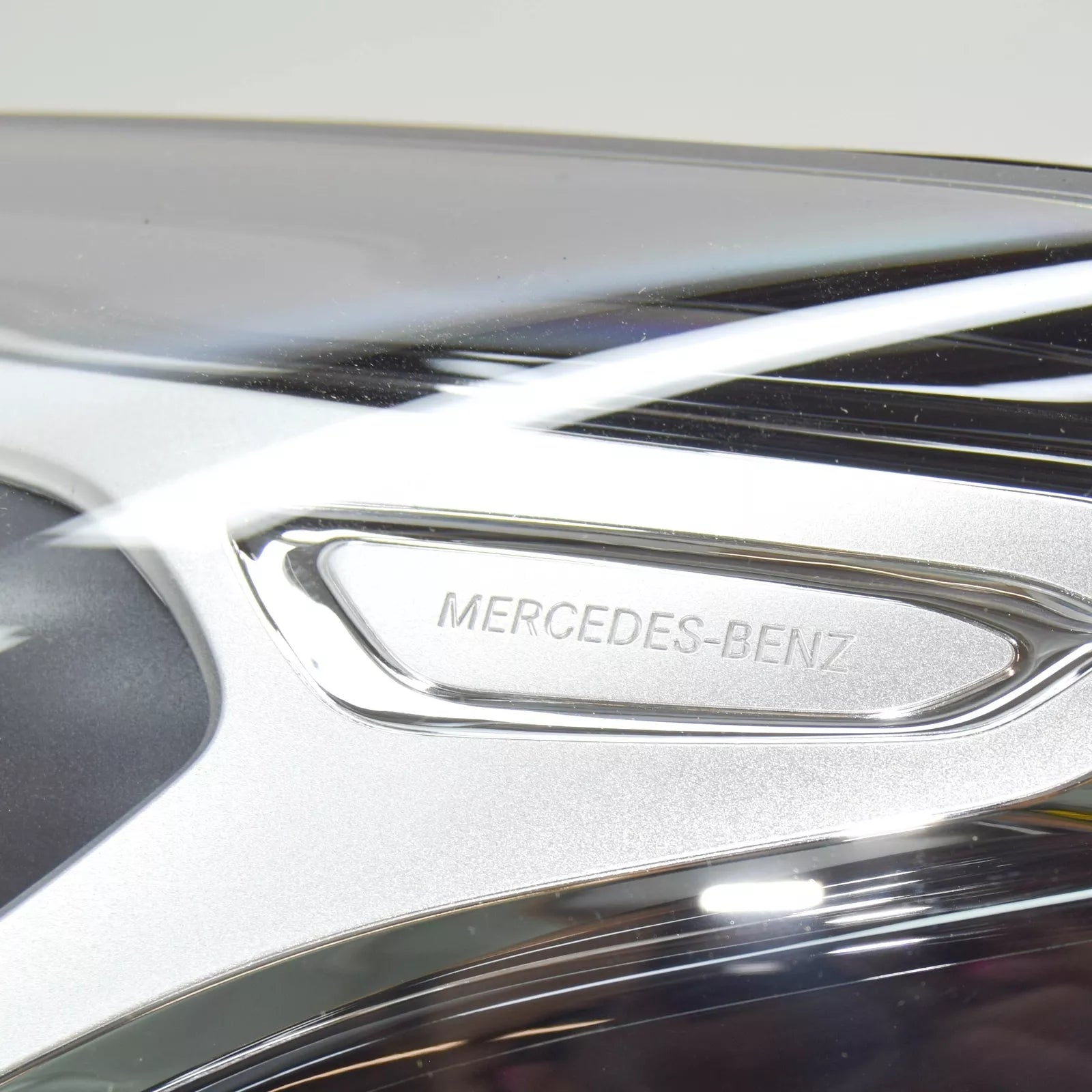 NEW MERCEDES-BENZ SLK R172 FRONT LEFT HEADLIGHT RHD A1729061301 ORIGINAL