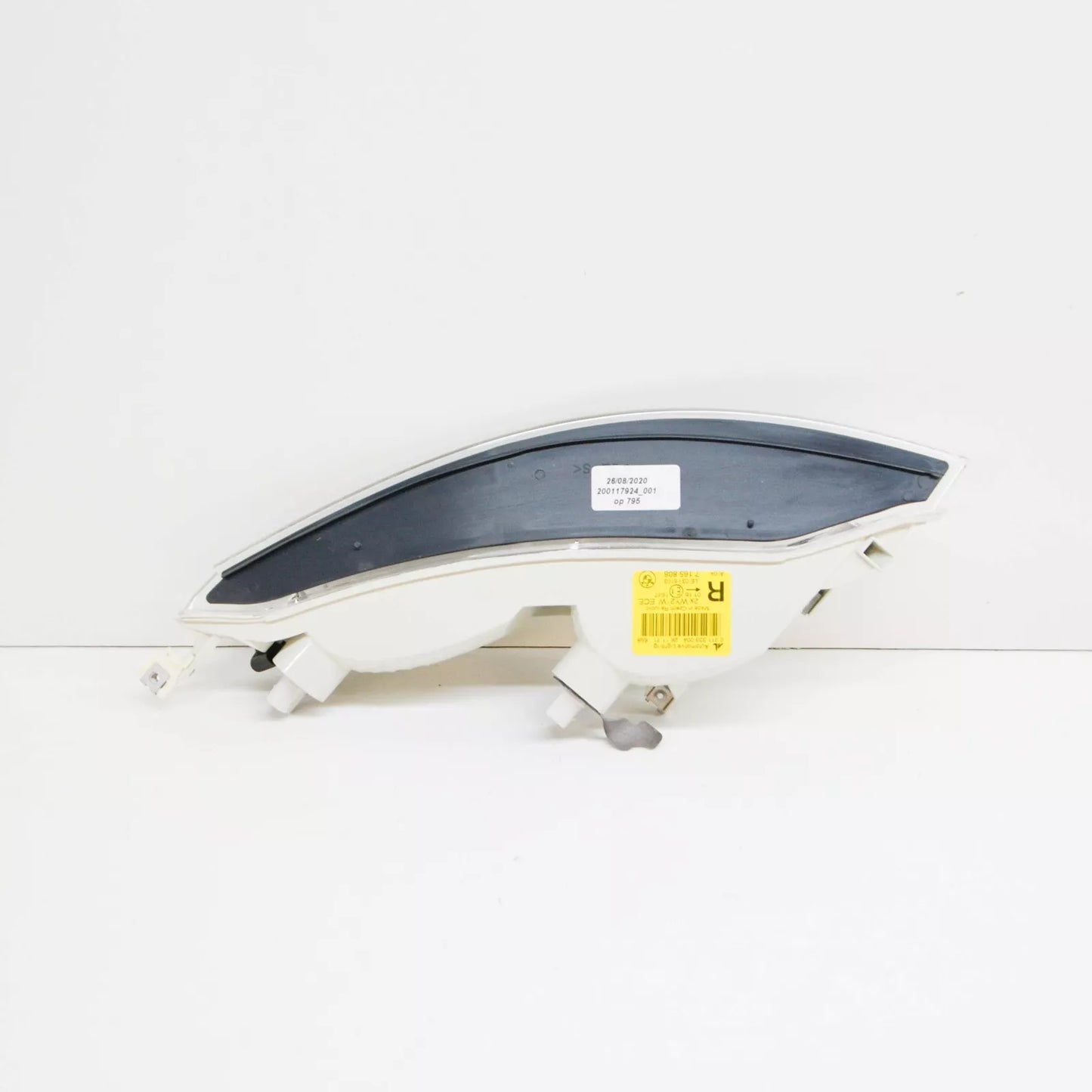 NEW BMW 6 E64 FRONT RIGHT TURN INDICATOR LIGHT 63137165806 ORIGINAL