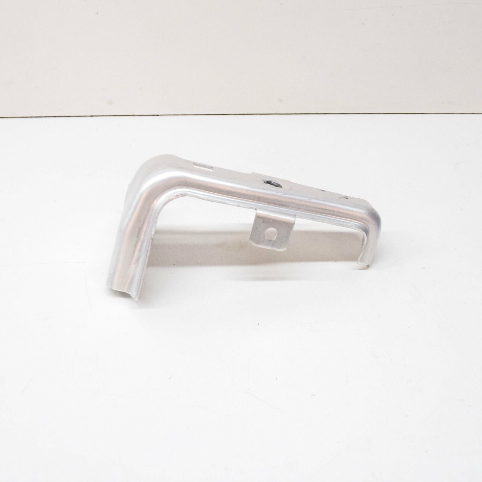 NEW MB SL R231 FRONT BUMPER RIGHT IMPACT BRACKET SUPPORT A2316201414 ORIGINAL