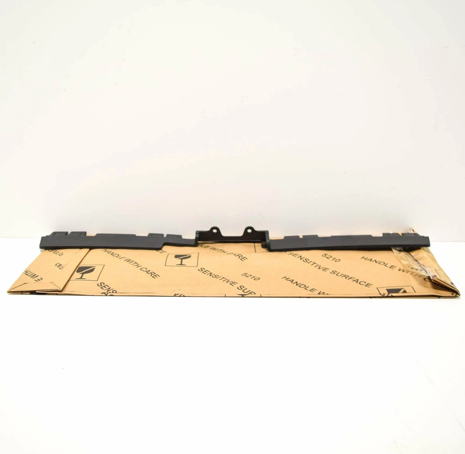 NEW AUDI A8 4N D5 FRONT BUMPER TRIM COVER 4N08072179B9 ORIGINAL