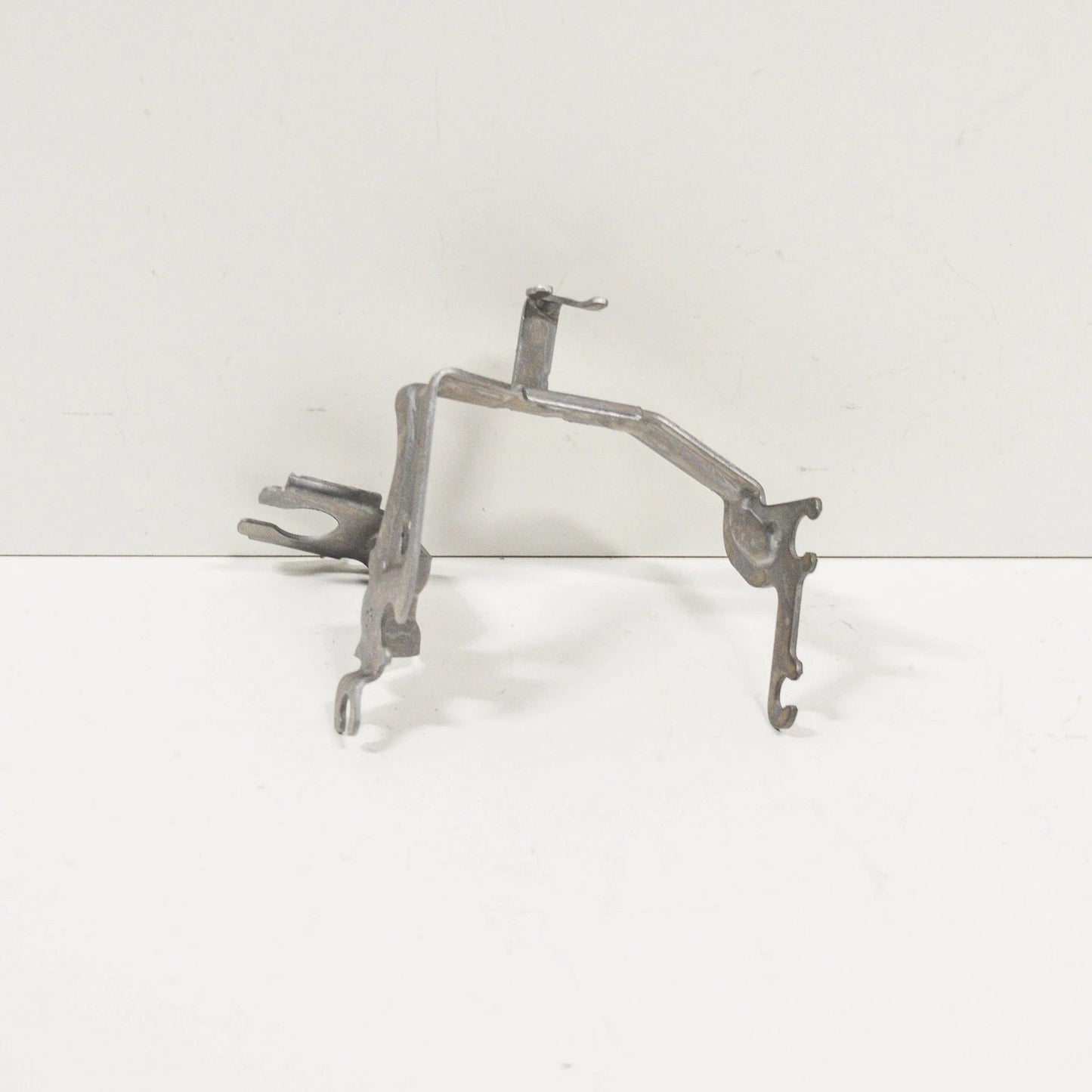 NEW BMW M2 F87 FRONT RIGHT BRAKE HOSE BRACKET 34302284734 ORIGINAL