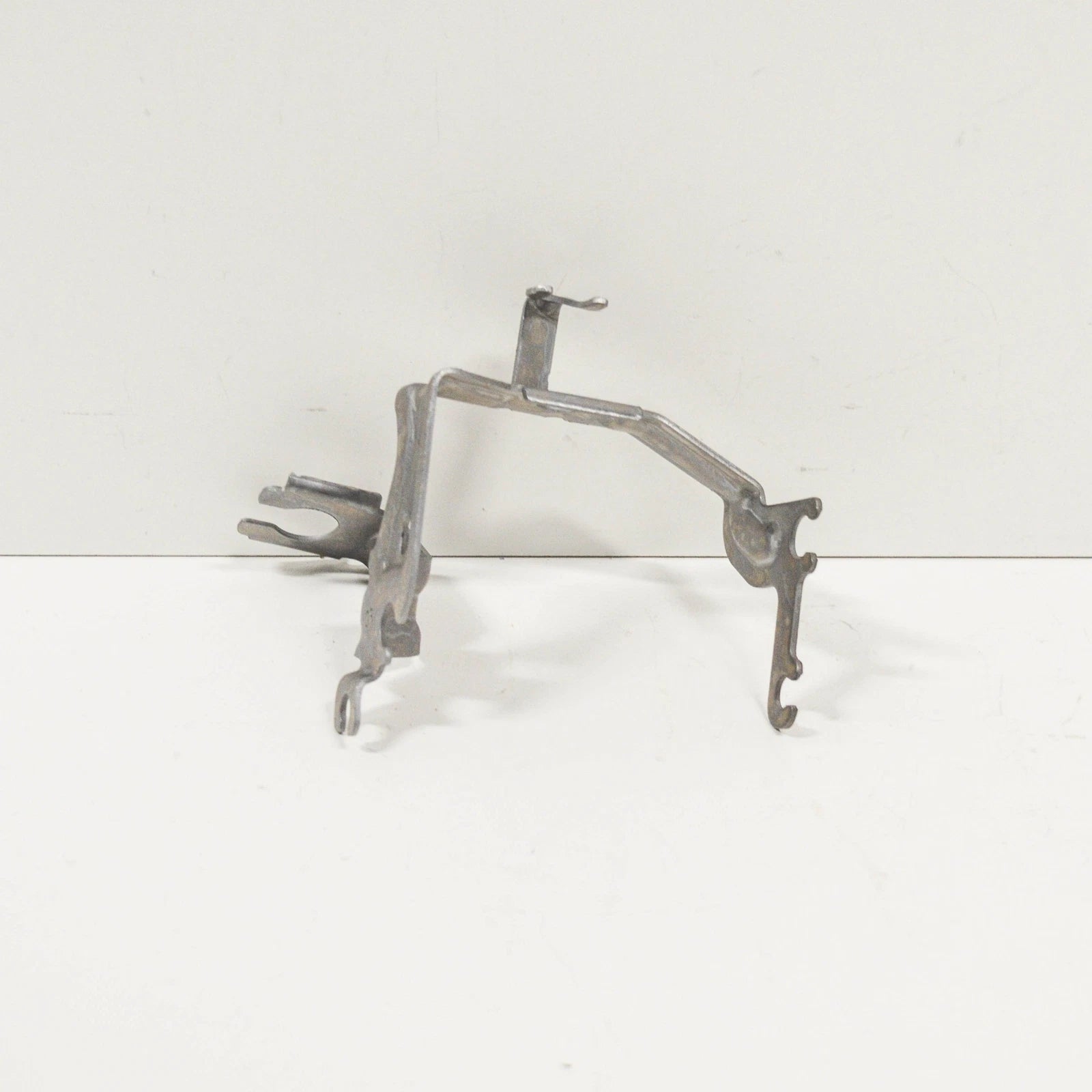 NEW BMW M2 F87 FRONT RIGHT BRAKE HOSE BRACKET 34302284734 ORIGINAL