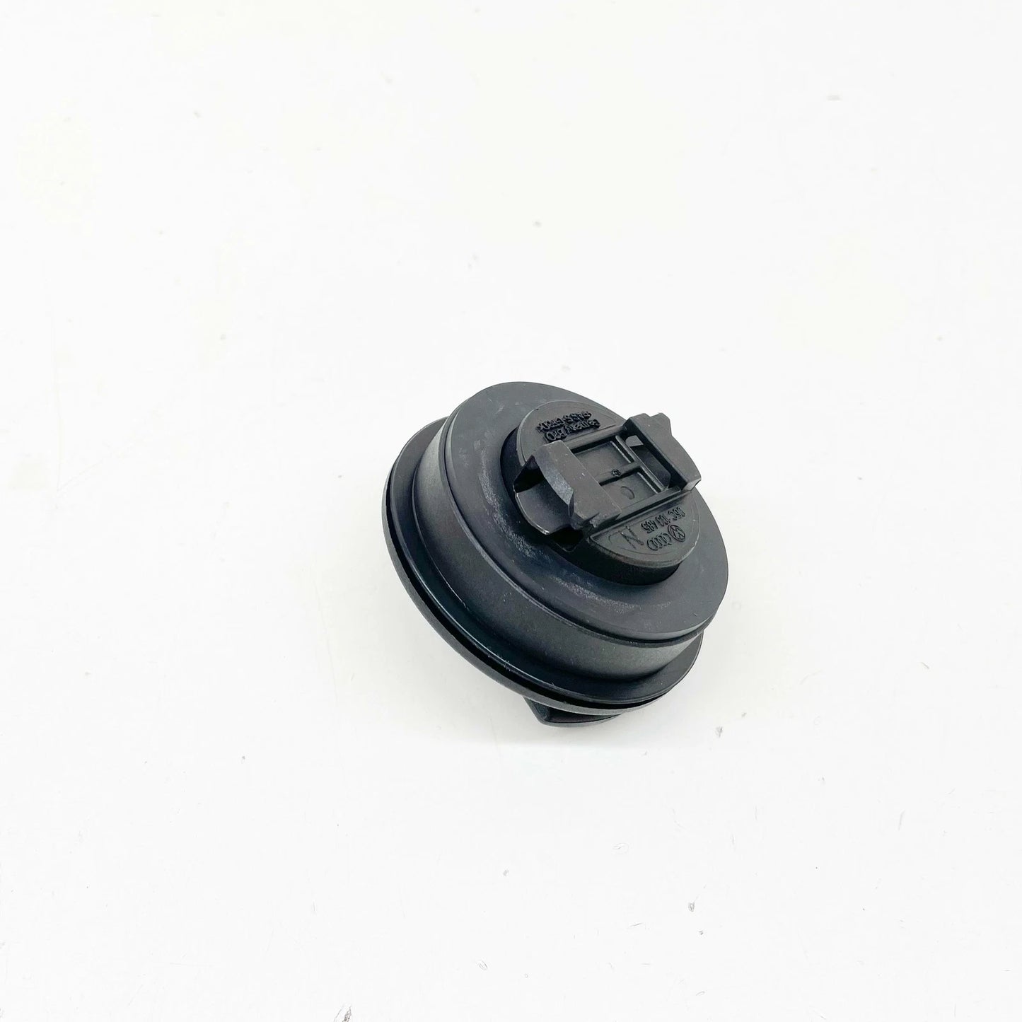 NEW AUDI A3 8P OIL CAP 06C103485N ORIGINAL