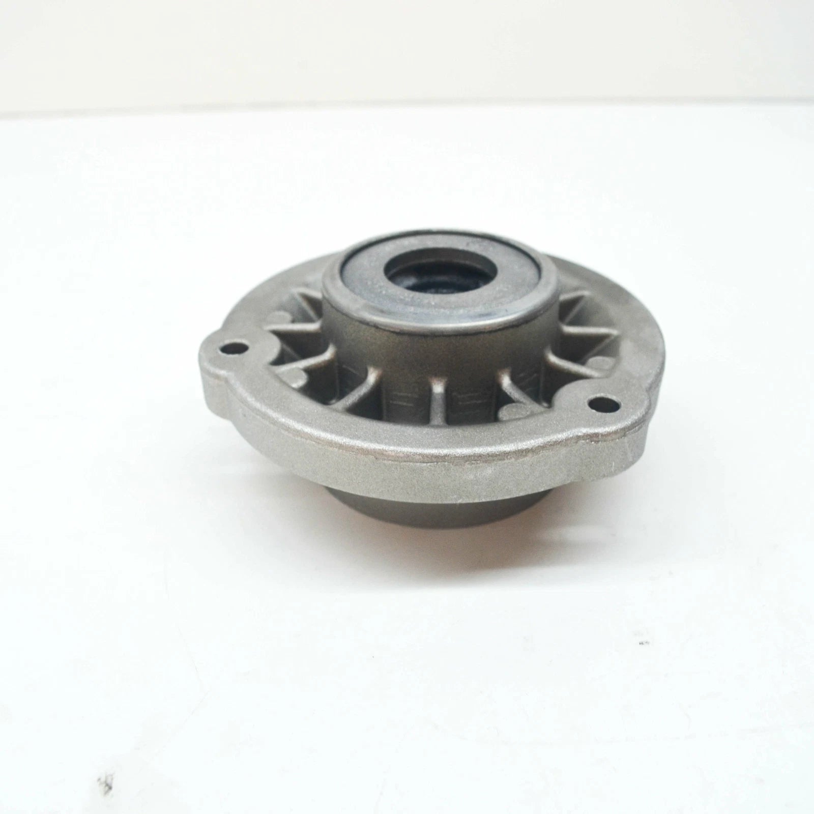 NEW BMW I8 I12 FRONT SUSPENSION SHOCK ABSORBER BRACKET MOUNT 31316866008