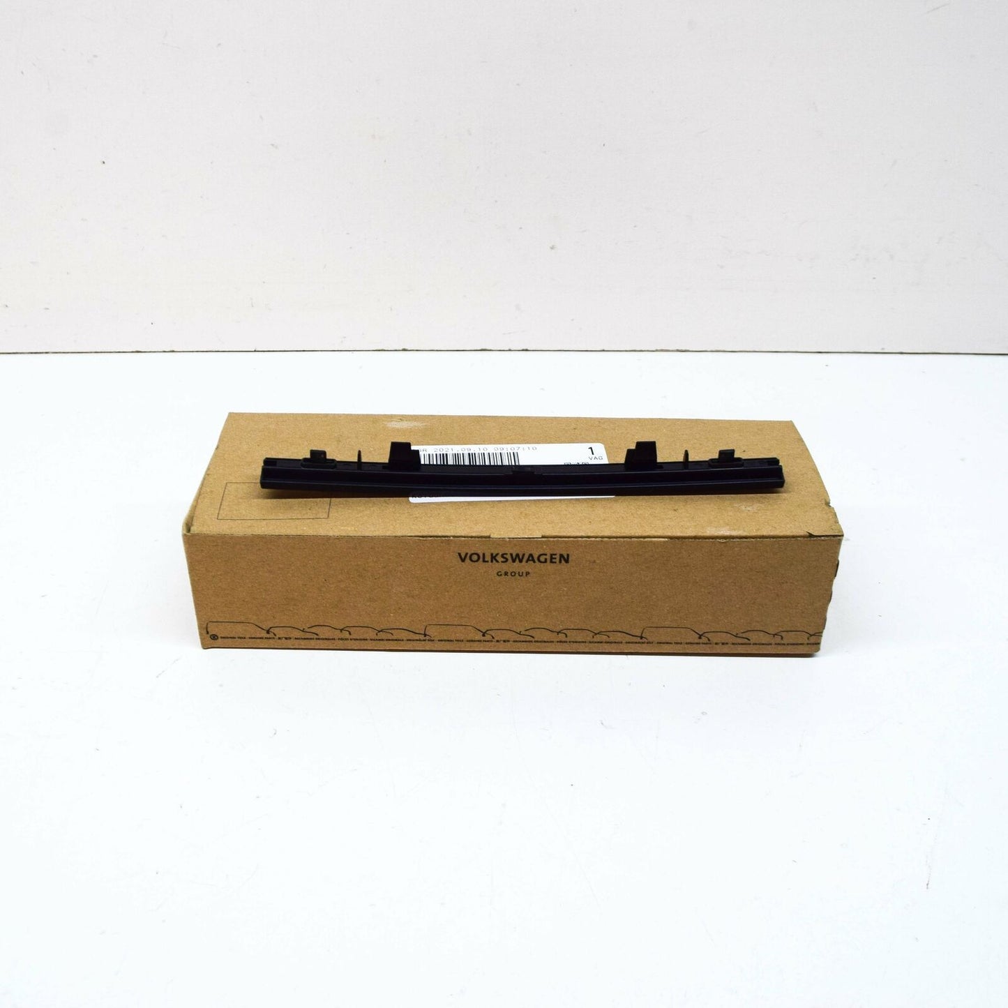 NEW AUDI A7 4K8 SPORTBACK FRONT RADIATOR GRILLE CENTER TRIM 4K8853229T94