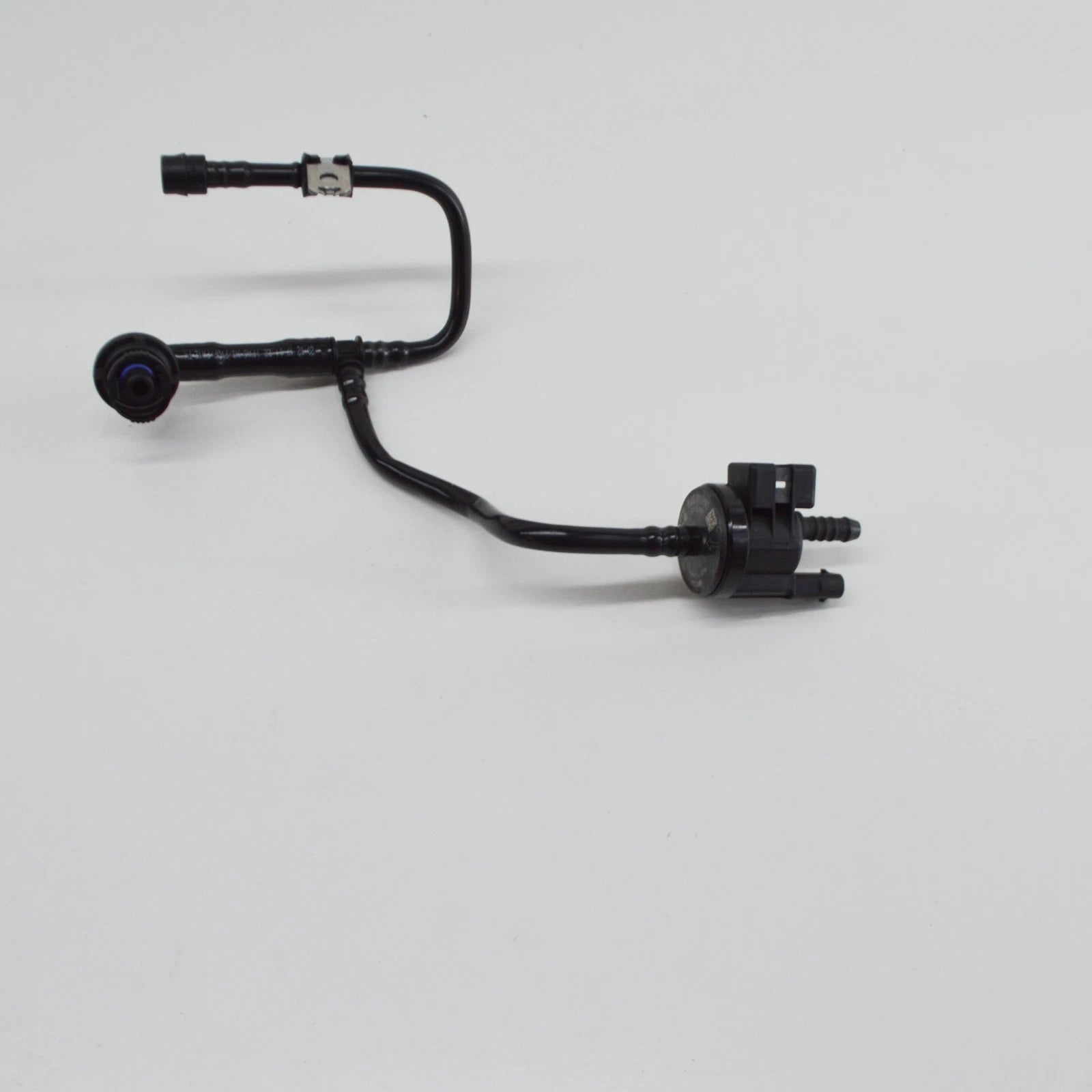 NEW AUDI A4 AVANT B8 VACUUM HOSES WITH CONNECTION 06H133781CC ORIGINAL