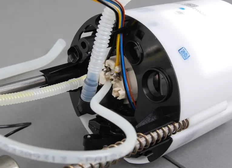 NEW AUDI Q5 8R FUEL PUMP ASSEMBLY 8R0919051N001 ORIGINAL